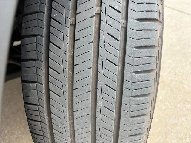 Used 2024 Blue Hyundai SEL image 33