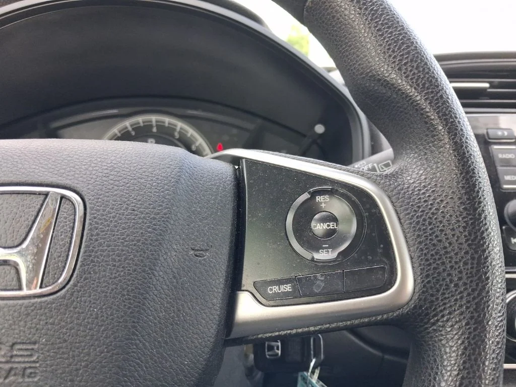 Used 2019  Honda LX image 27