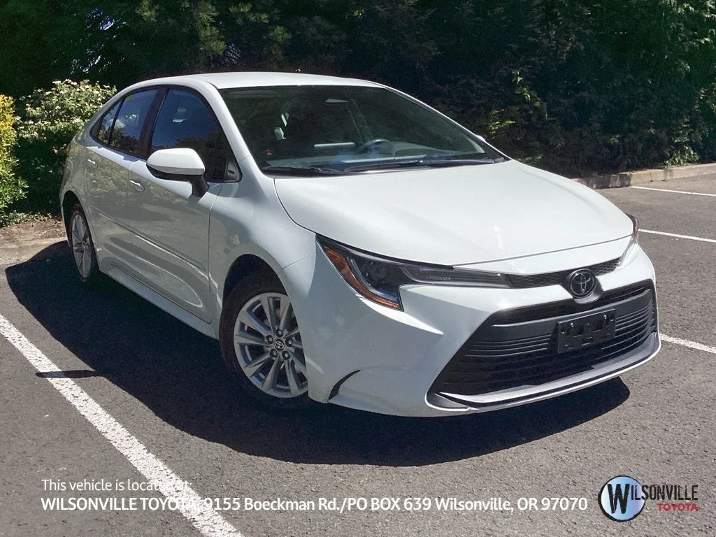 2024 Toyota Corolla LE CVT's photo