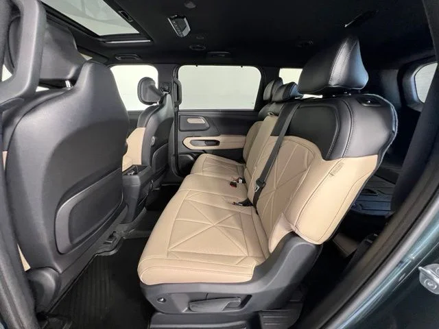 New 2027 Black Kia EX image 13