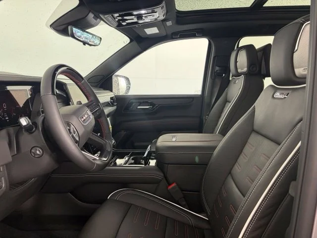 2026 GMC Yukon XL AT4 Ultimate - Photo 11