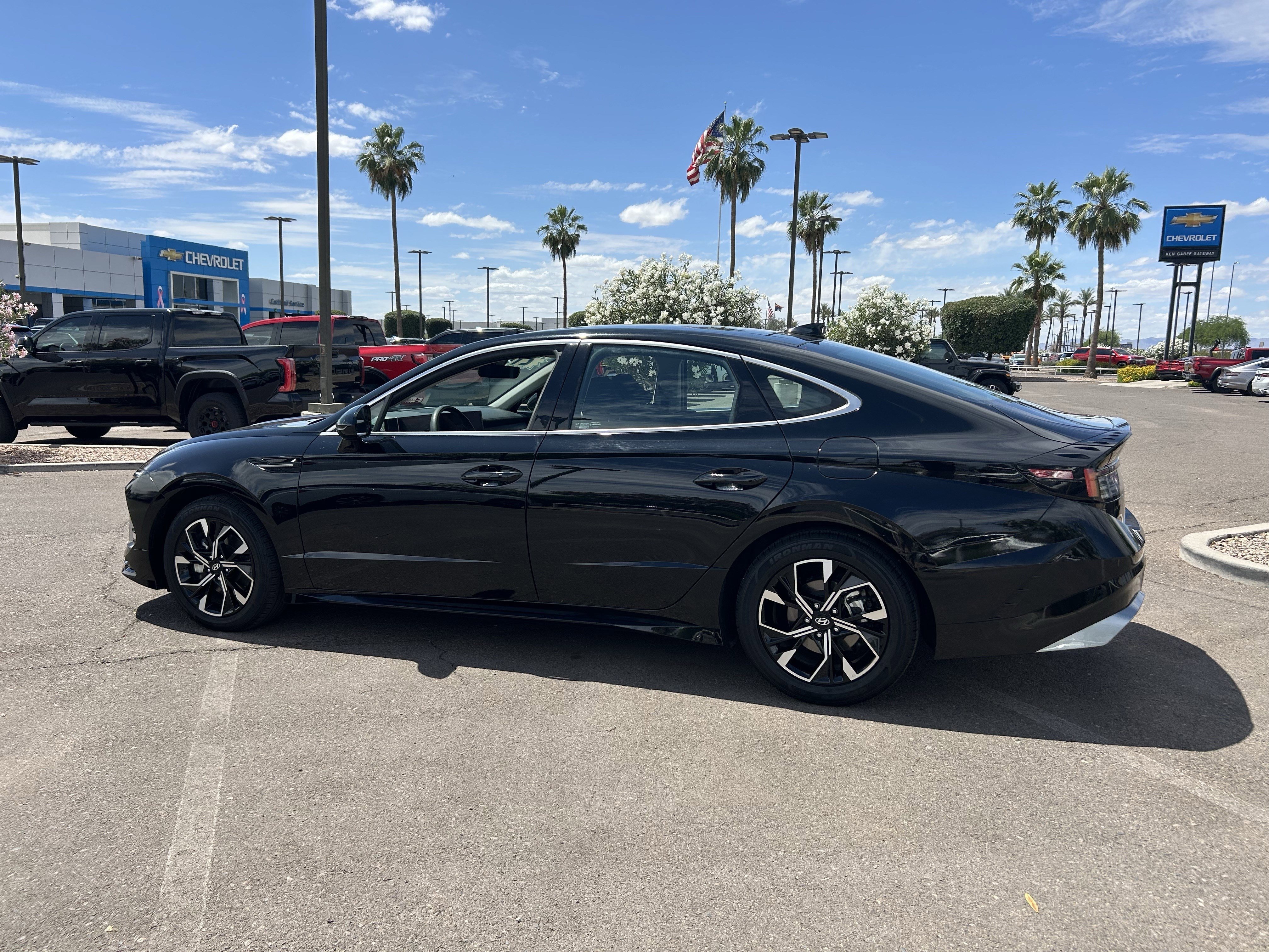 Certified Used 2024 Onyx Black Hyundai SEL image 3