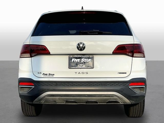 Used 2024  Volkswagen 1.5T SE image 6