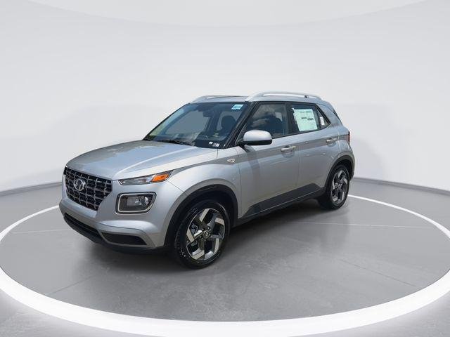 New 2026 Silver Hyundai SEL image 4