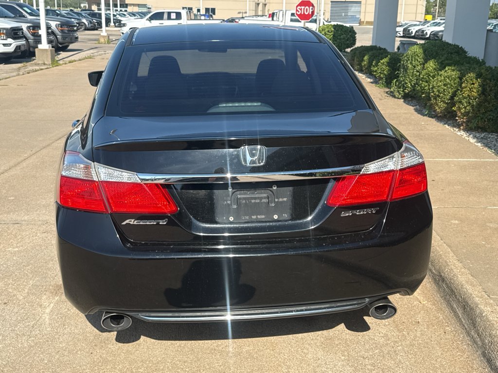Used 2014 Crystal Black Pearl Honda Sport image 11
