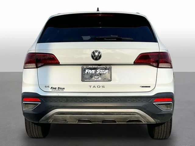 Used 2024  Volkswagen 1.5T SE image 6
