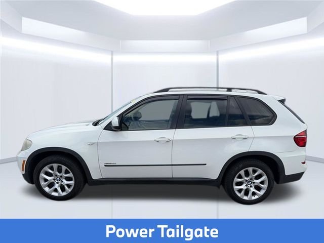 Used 2011 White BMW xDrive35i image 9