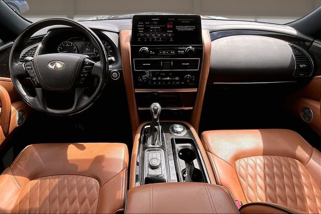 Used 2024 Black INFINITI Sensory image 15