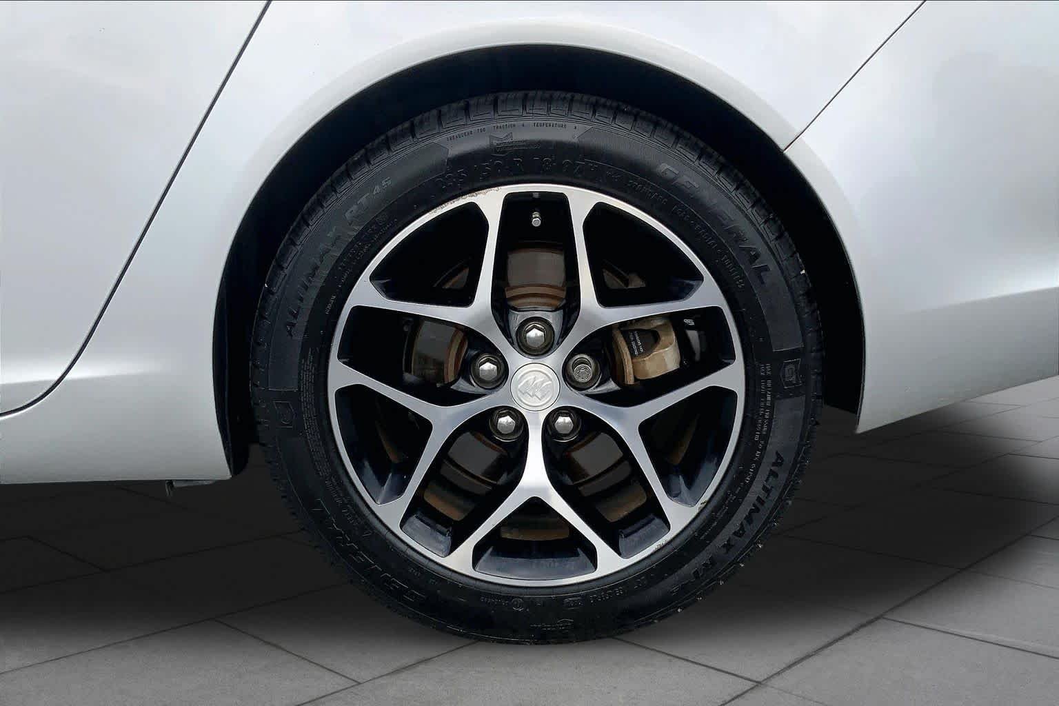 Used 2017 Quicksilver Metallic Buick Sport Touring image 10