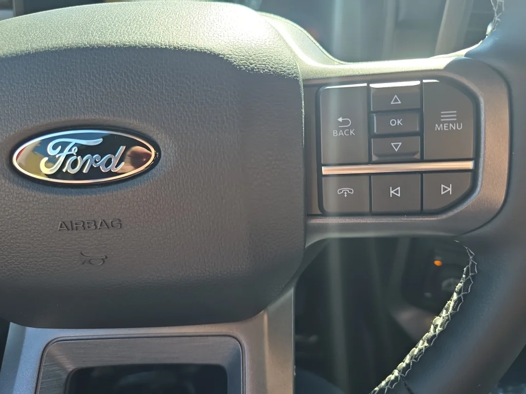2025 Ford F-150 Lariat - Photo 17