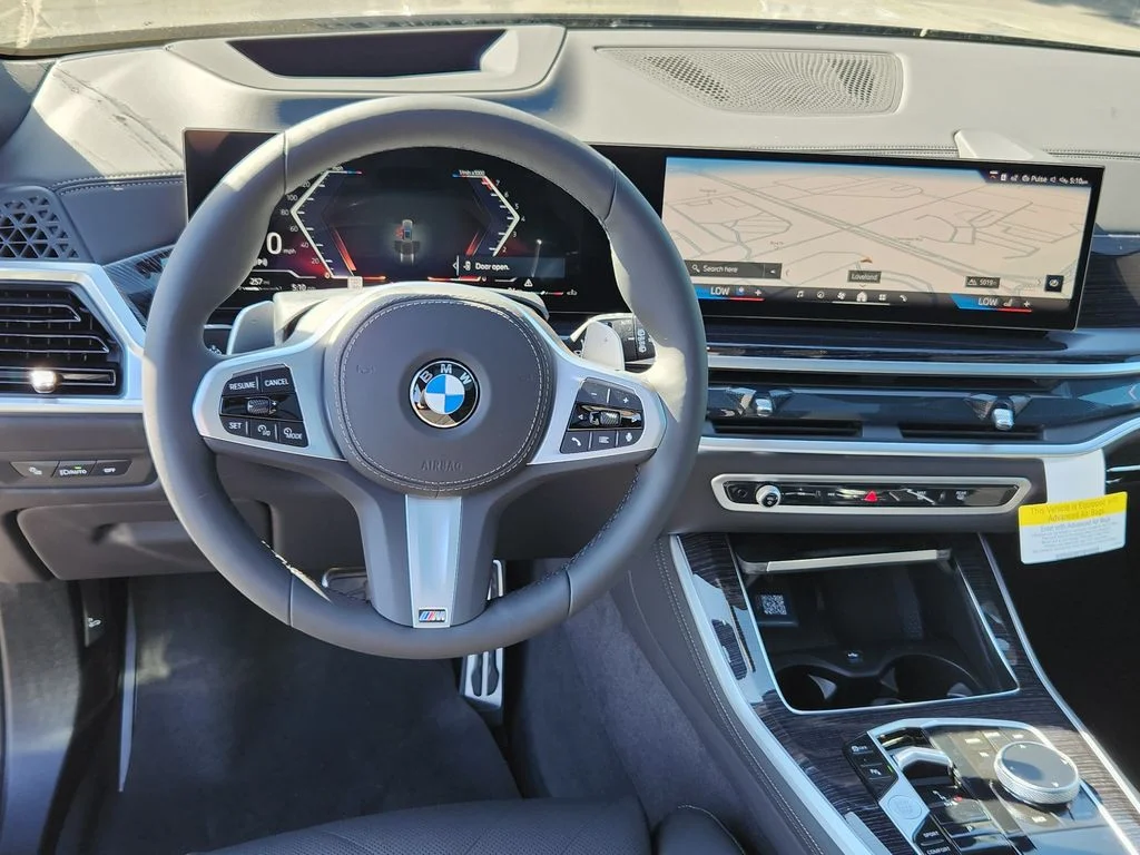 New 2026 Dravit Grey Metallic BMW xDrive40i image 10