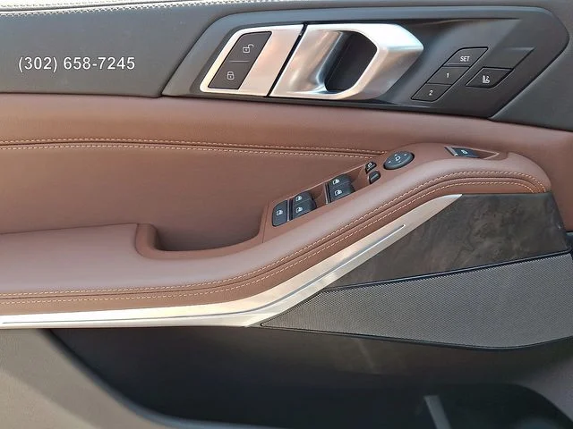 New 2026 Dravit Grey Metallic BMW xDrive40i image 11