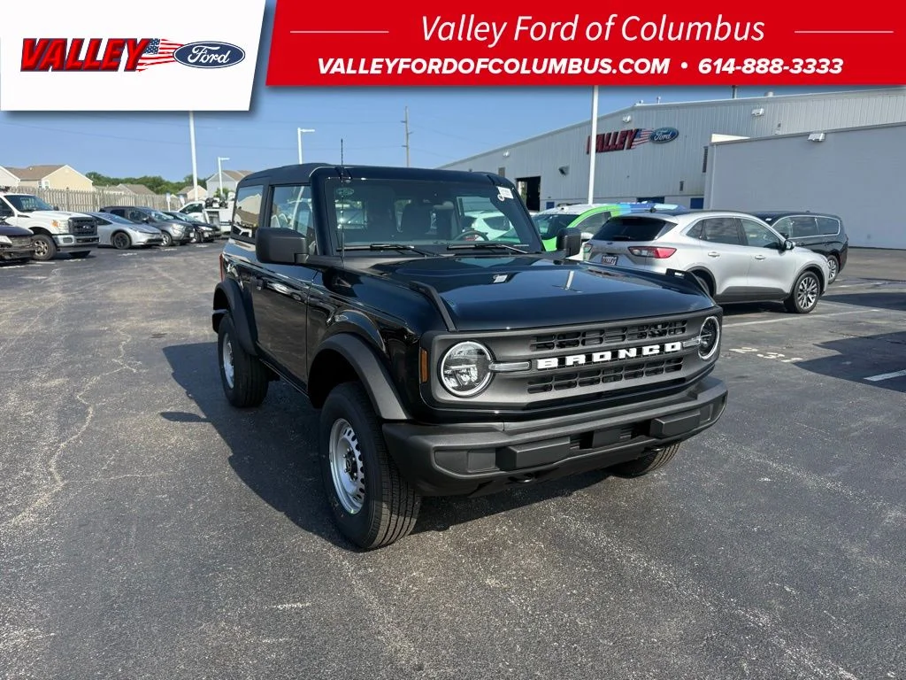 2026 Ford Bronco Base 4x4's photo