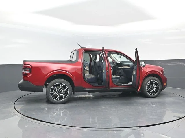 New 2026 Ruby Red Metallic Tinted Clearcoat Ford Lariat® image 27