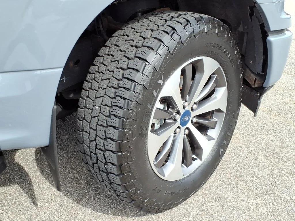 Used 2020 Black Ford XL image 10