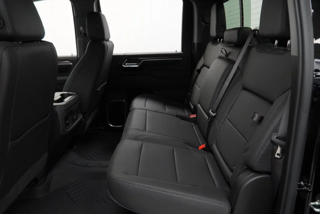 New 2026 Black Chevrolet LT image 5