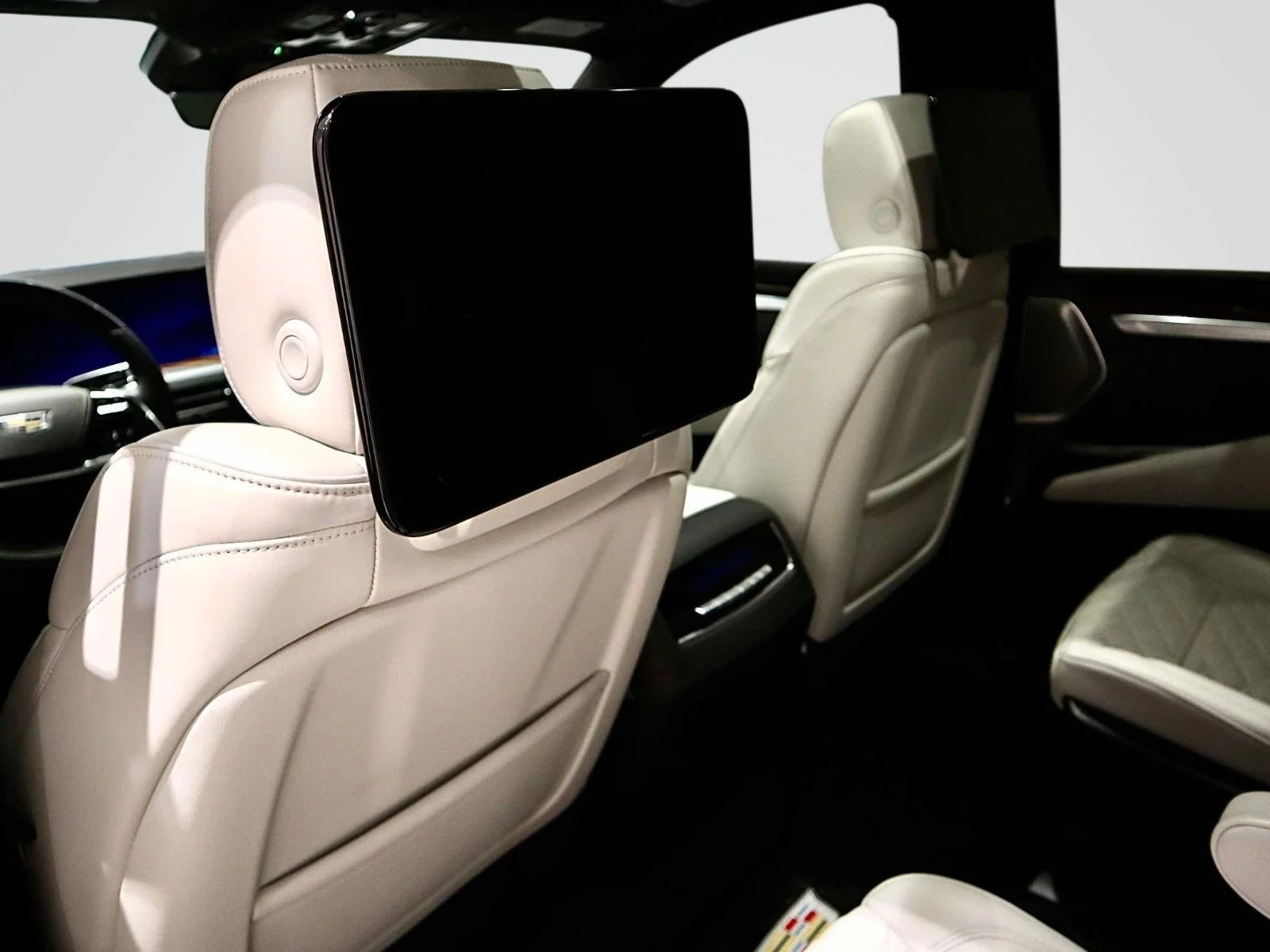 Used 2025 Deep Sea Metallic Cadillac 4WD Sport Platinum image 23