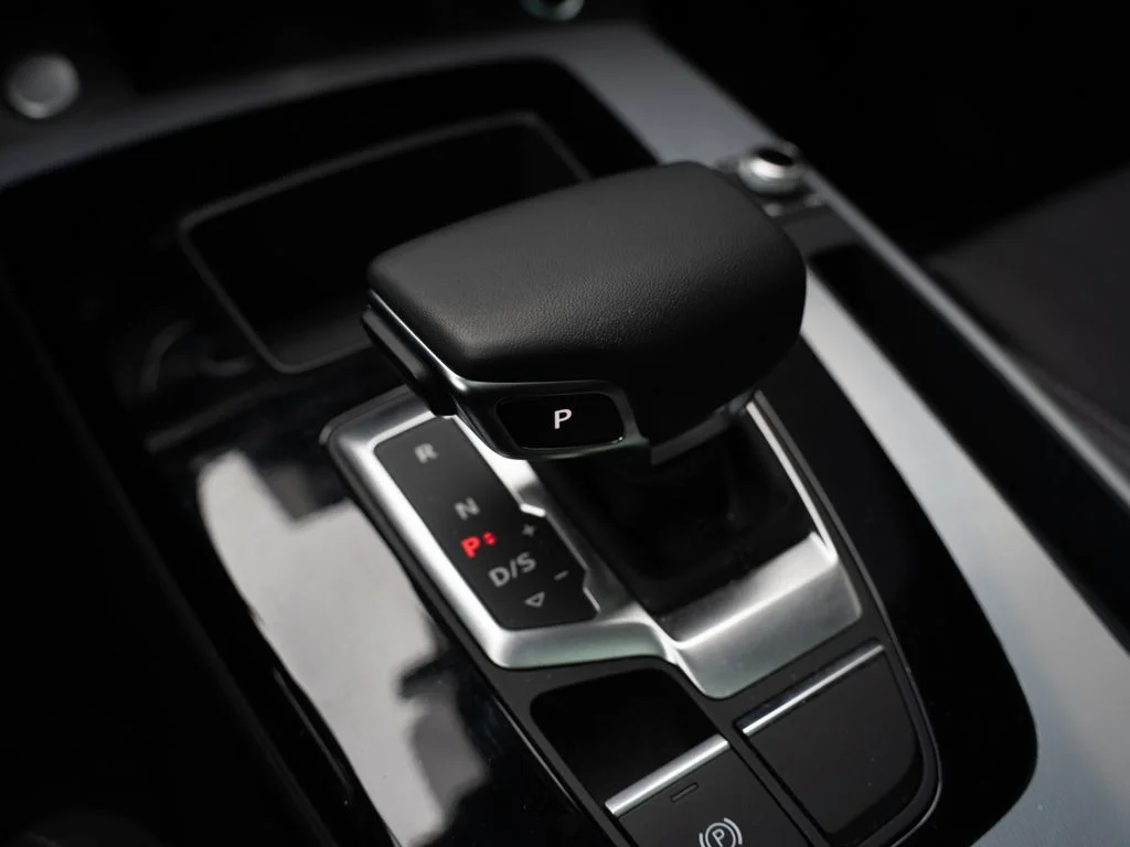 Used 2024 Gray Audi  image 27