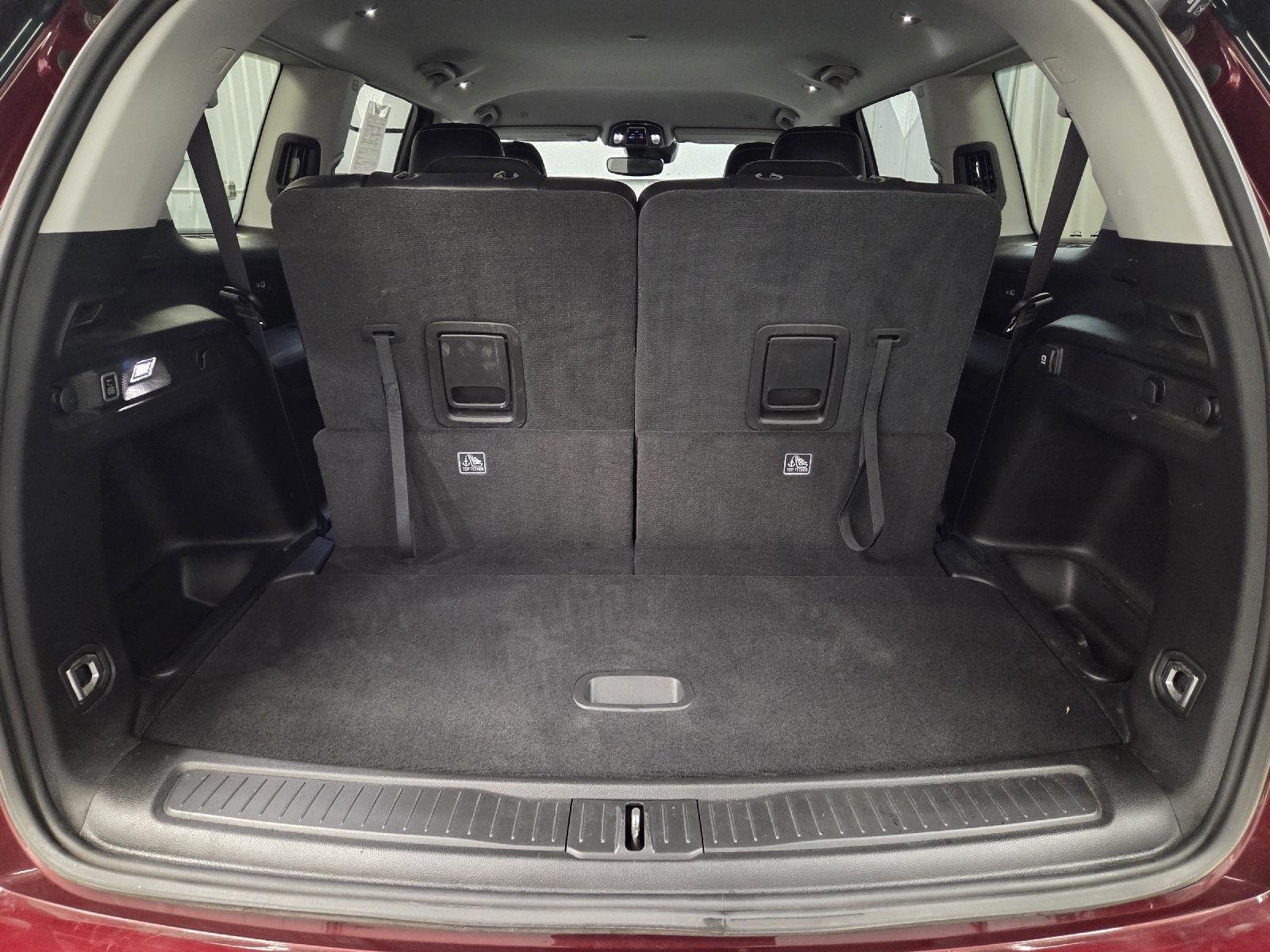 Used 2023 Velvet Red Pearlcoat Jeep Limited image 10