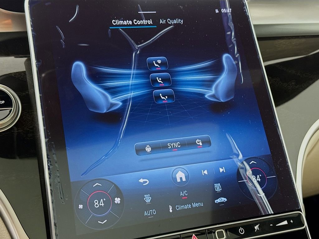 New 2026 Polar White Mercedes-Benz GLC 300 image 47
