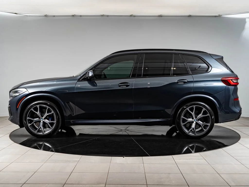Used 2022 Arctic Gray Metallic BMW M50i image 5
