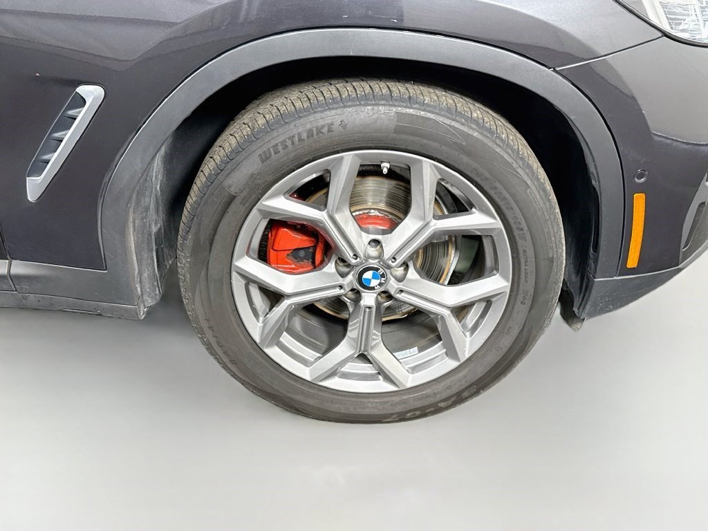 Used 2022 Dark Graphite Metallic BMW xDrive30i image 28