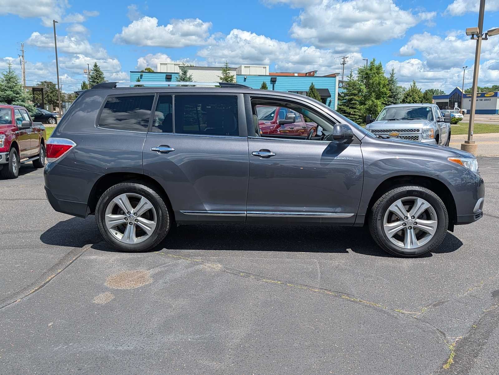 Used 2013 Magnetic Gray Metallic Toyota Limited image 8