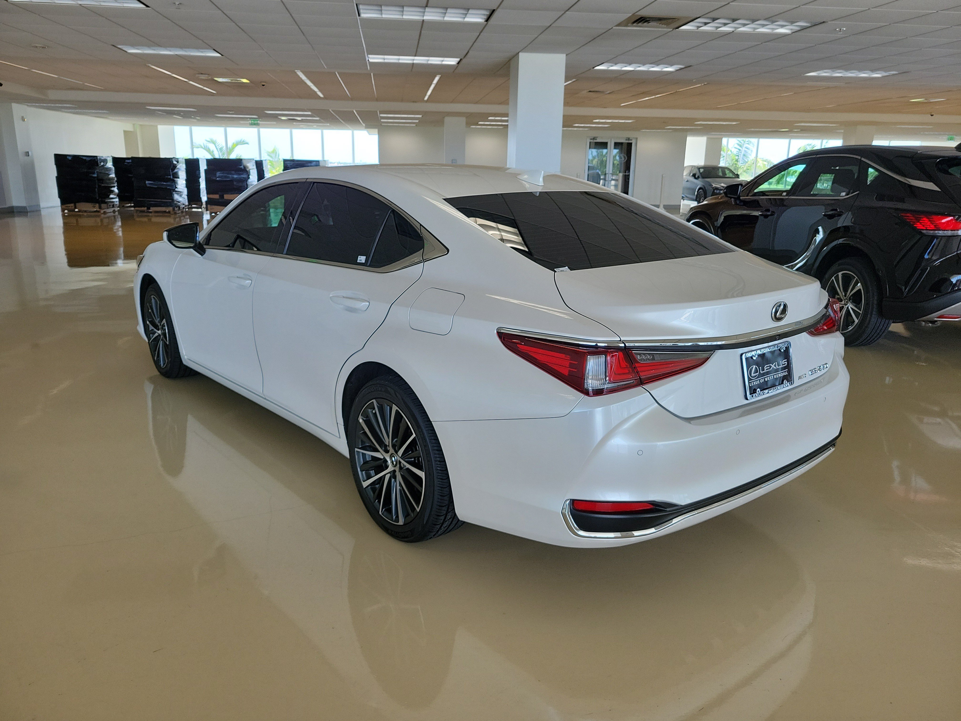 Certified Used 2024 Eminent White Pearl Lexus ES 250 image 7