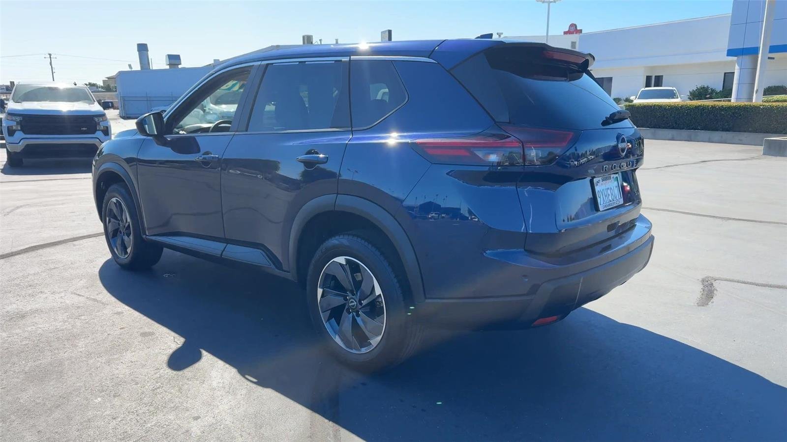 2024 Nissan Rogue SV - Photo 9