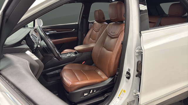 Used 2020 White Cadillac Premium Luxury image 9