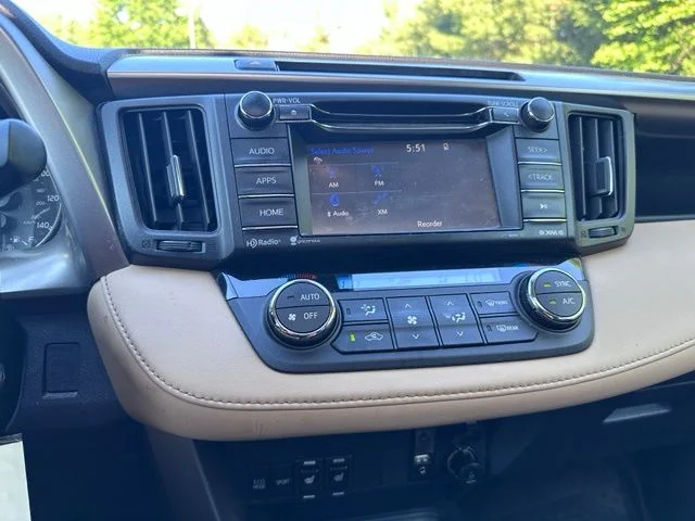 Used 2017 White Toyota XLE image 15