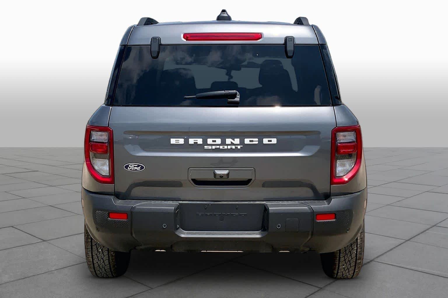 New 2026 Carbonized Gray Metallic Ford Big Bend® image 4