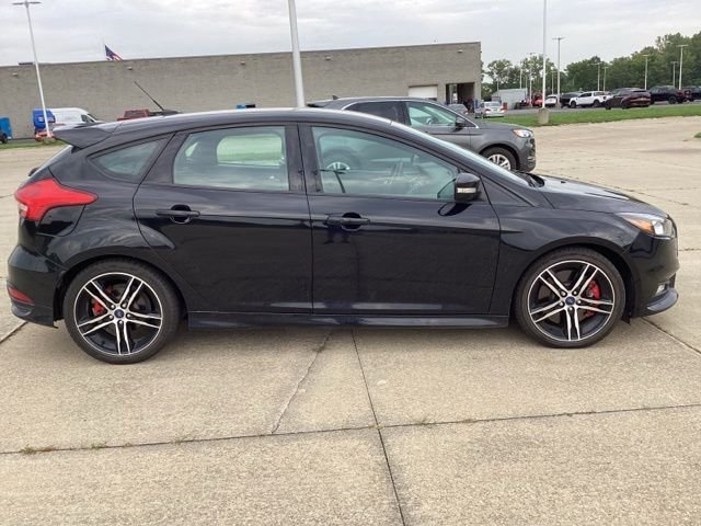 Certified Used 2017 Shadow Black Ford ST image 12