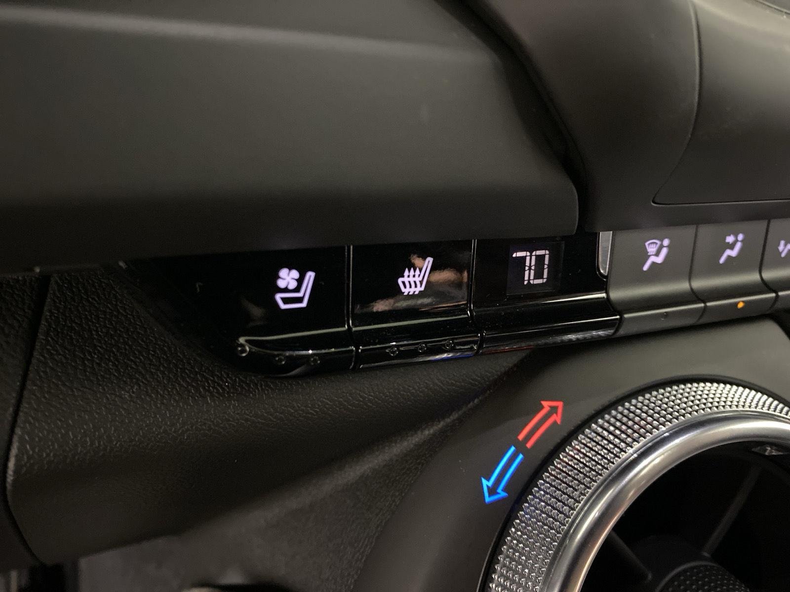 Used 2018 Black Chevrolet 2SS image 20