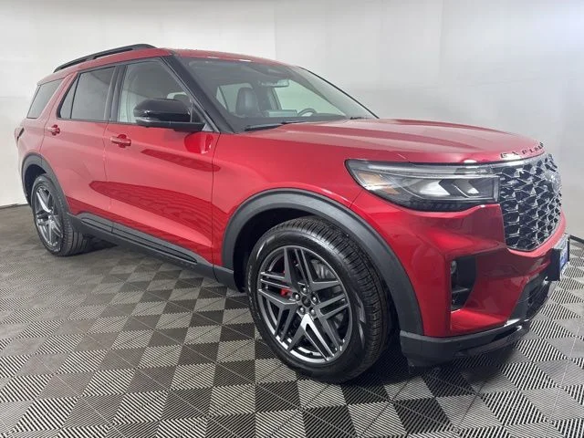 2026 Ford Explorer ST 4WD's photo