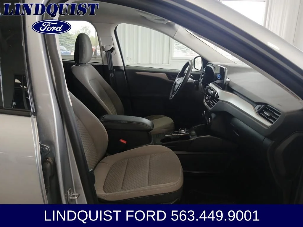 2022 Ford Escape SE - Photo 14