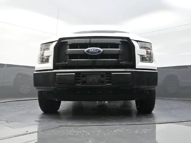 Used 2016 White Ford XL image 28