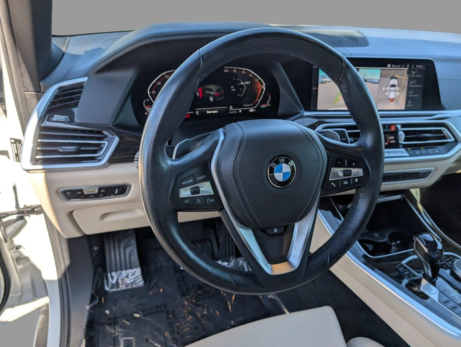 Used 2021 Mineral White Metallic BMW sDrive40i image 4