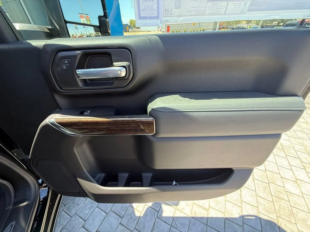 New 2026 Onyx Black GMC SLE DRW image 17