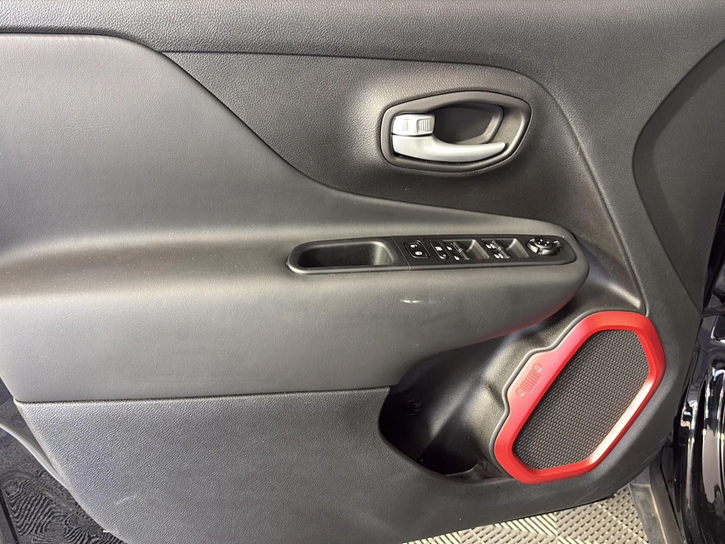 Used 2023 Black Clearcoat Jeep Trailhawk image 27