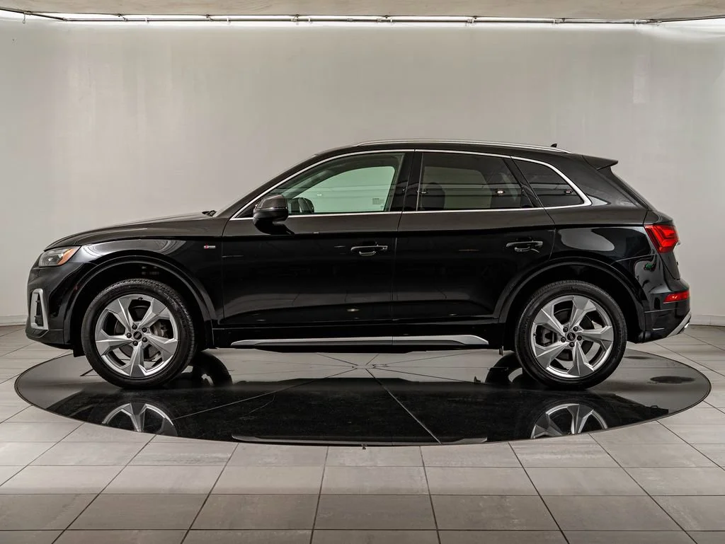 Used 2023 Mythos Black Metallic Audi 45 S line Premium image 8