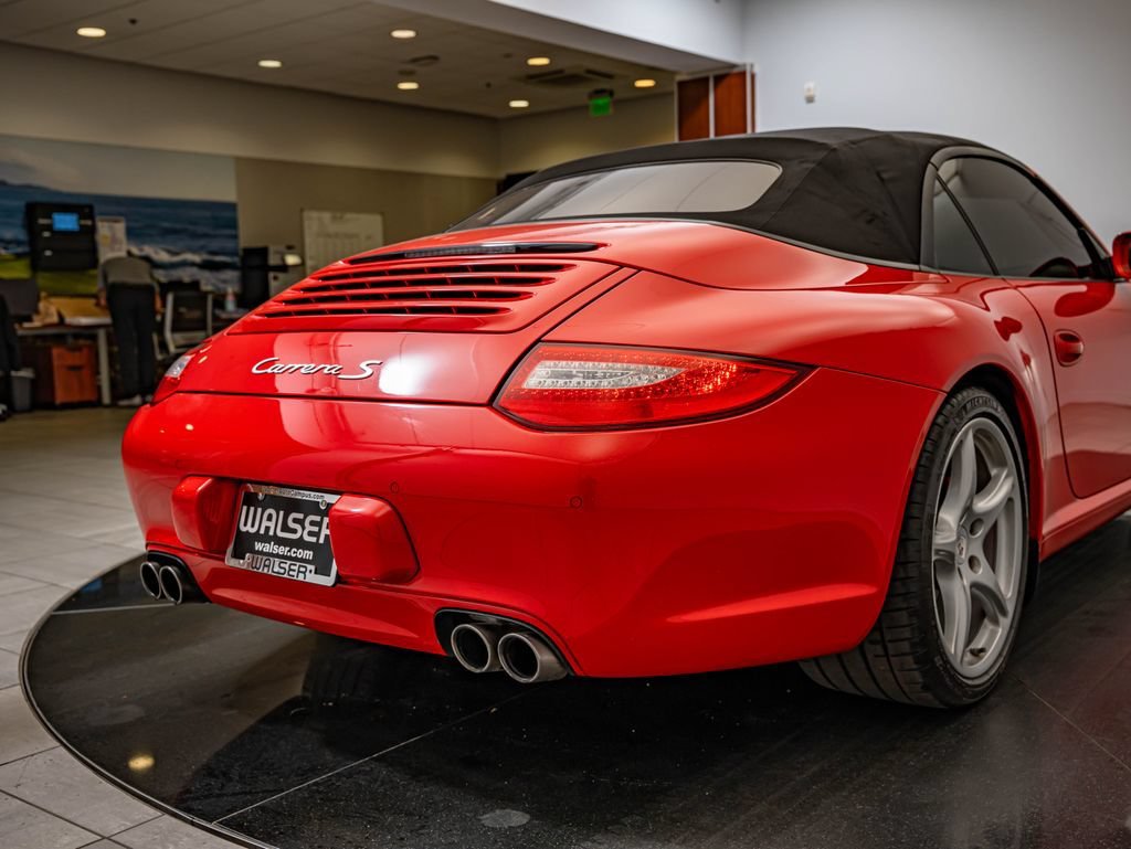 Used 2009 Guards Red Porsche Carrera S image 21