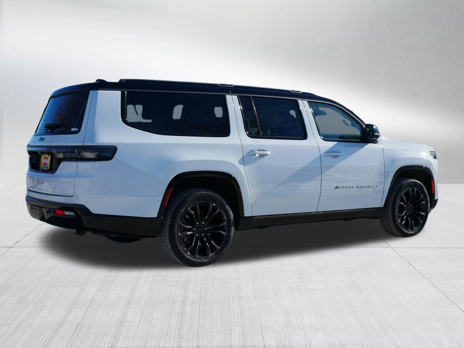 New 2026 Bright White Clear-Coat Exterior Paint Jeep Summit Obsidian image 7