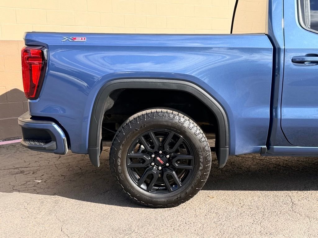 Used 2024 Downpour Metallic GMC Elevation image 4