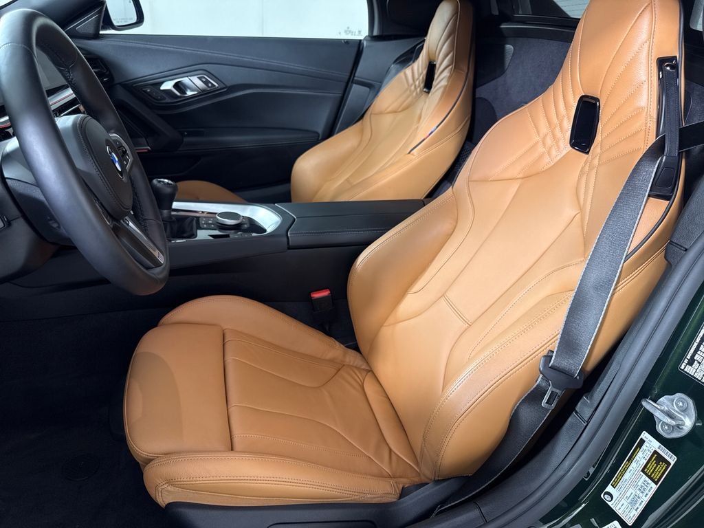2025 BMW Z4 M40i - Photo 11