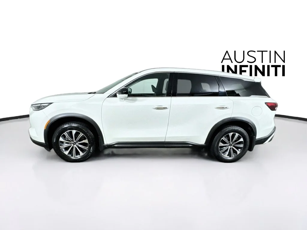 Certified Used 2024 White INFINITI PURE image 6