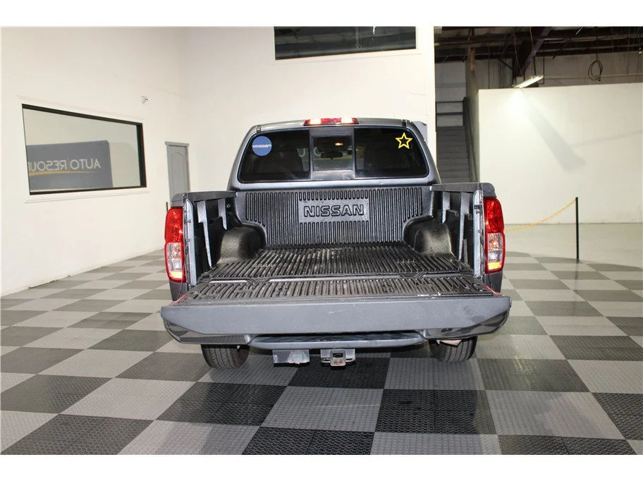 2019 Nissan Frontier SV - Photo 17