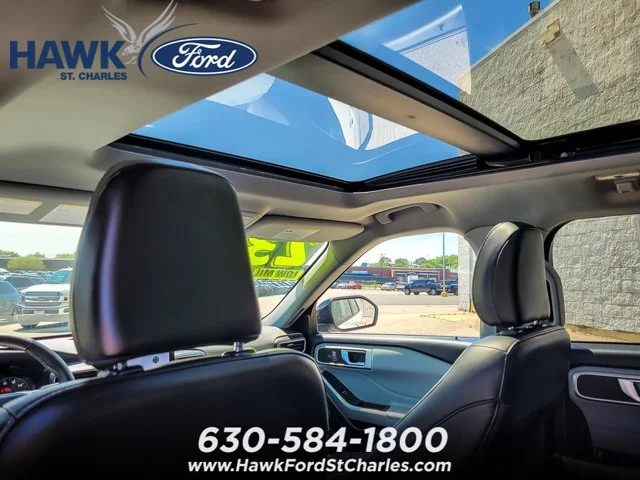 Certified Used 2023 White Metallic Ford XLT image 39