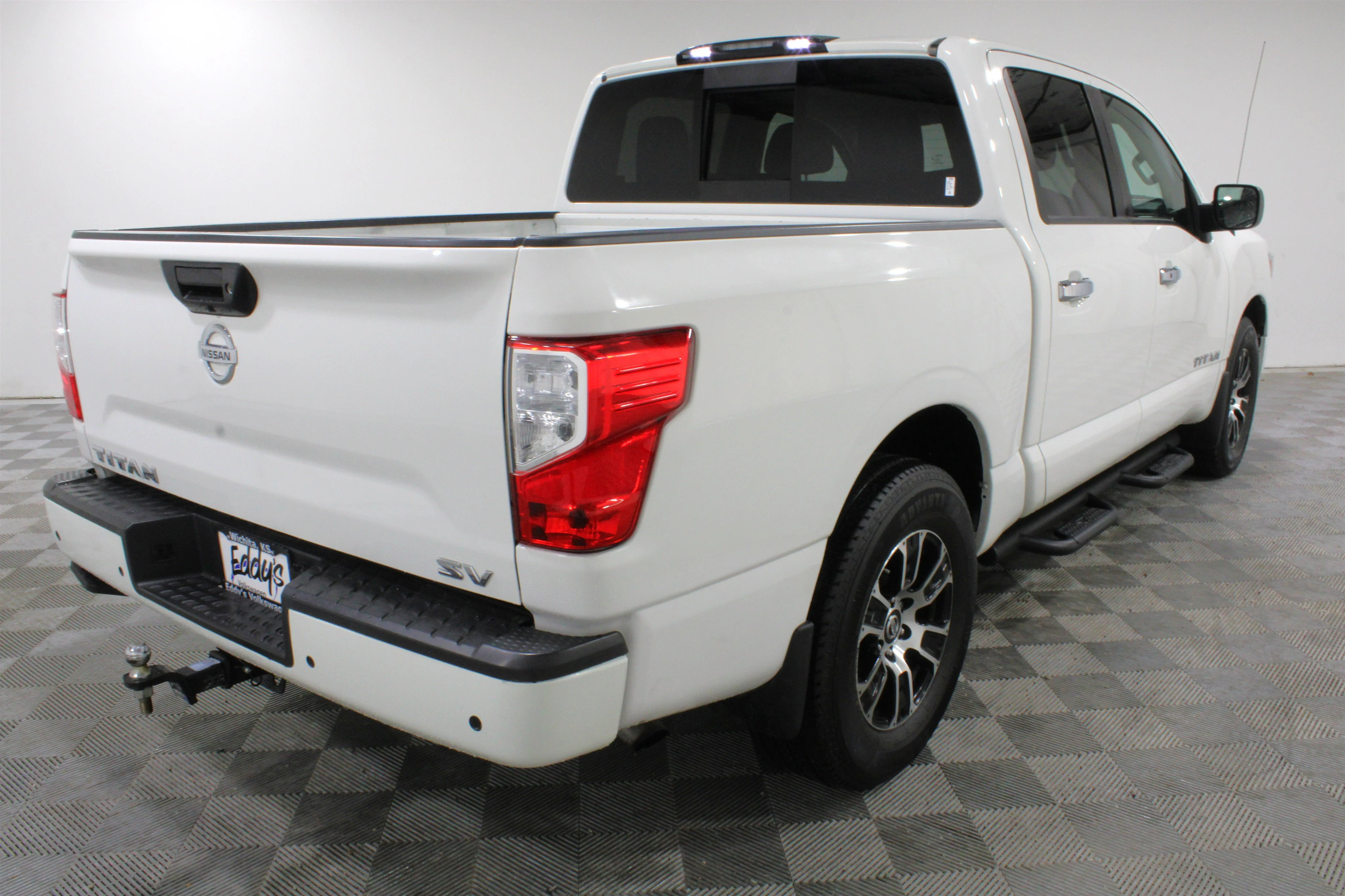 2021 Nissan Titan SV - Photo 26