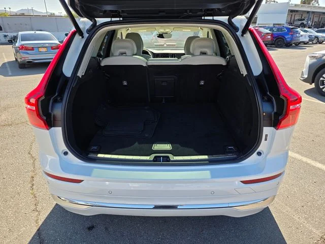 2023 Volvo XC60 Plus - Photo 14